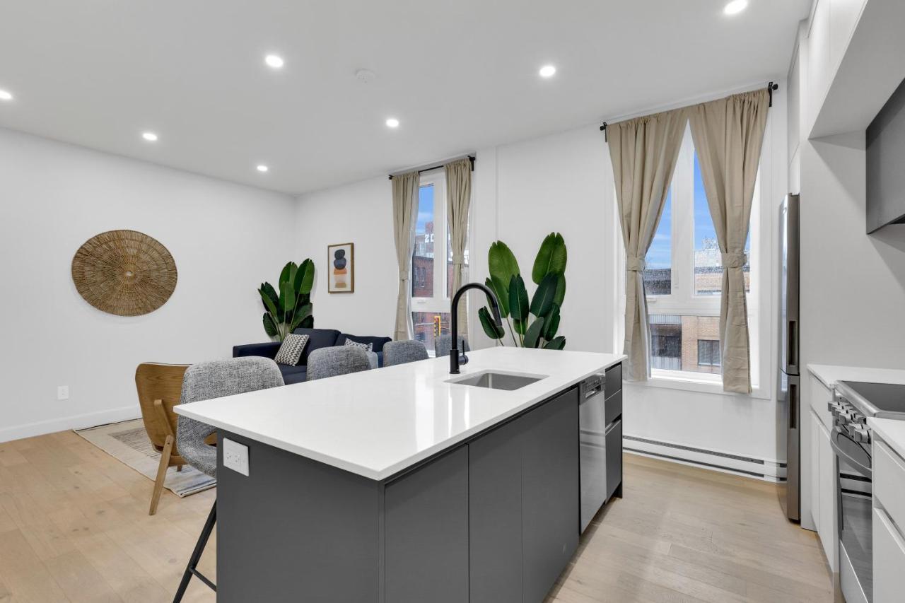 Deluxe Suites Downtown モントリオール エクステリア 写真