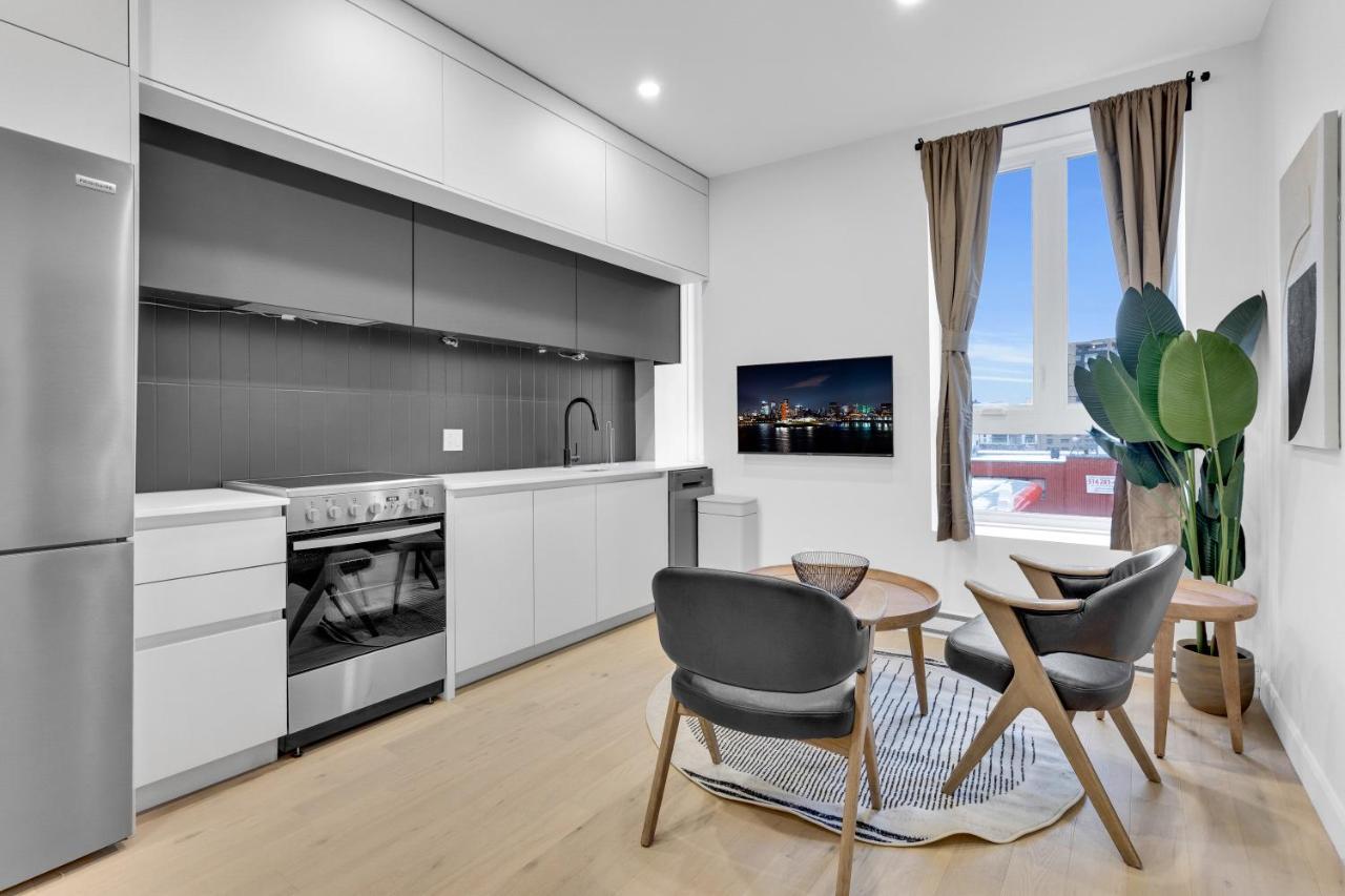 Deluxe Suites Downtown モントリオール エクステリア 写真