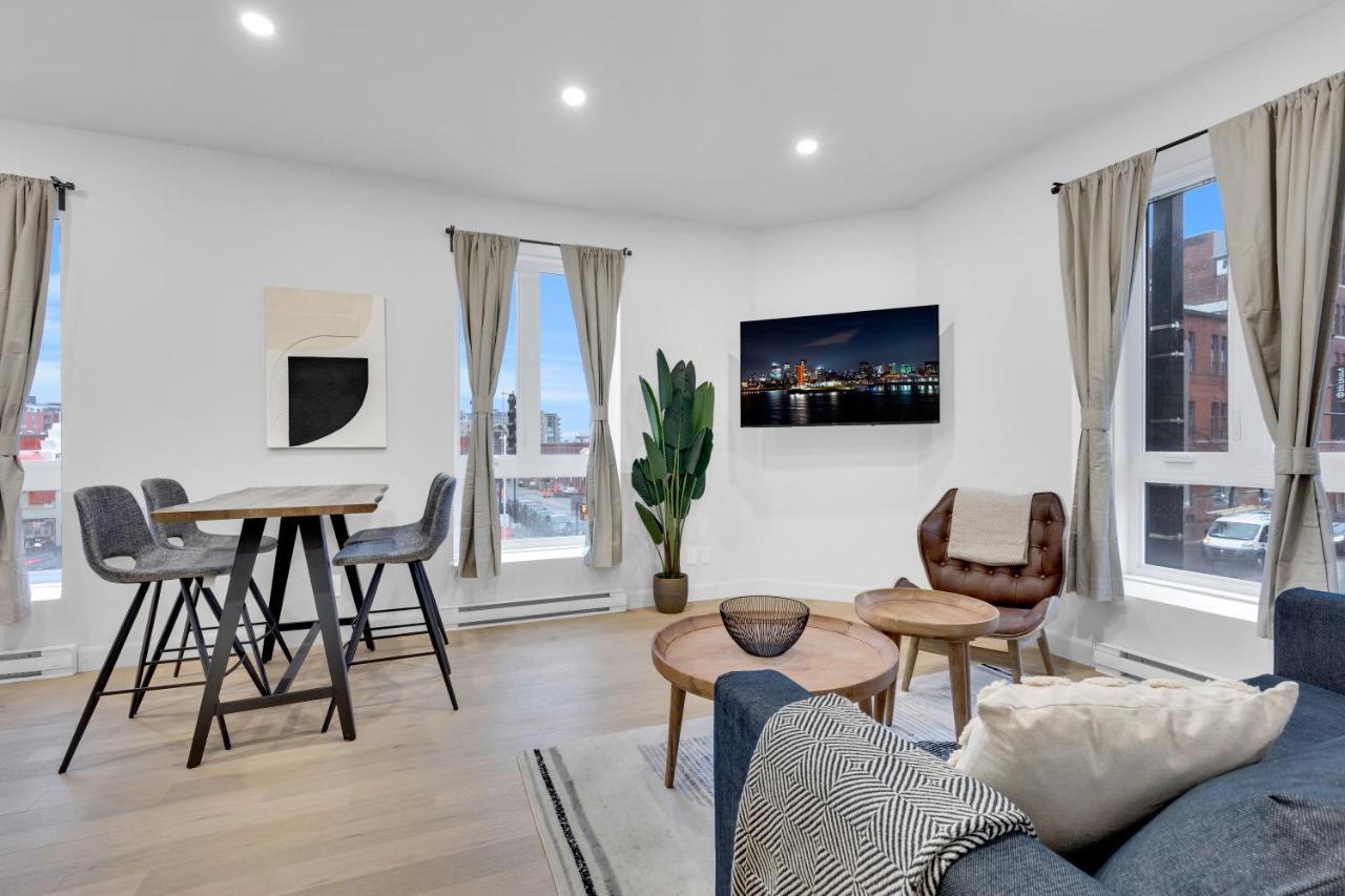 Deluxe Suites Downtown モントリオール エクステリア 写真