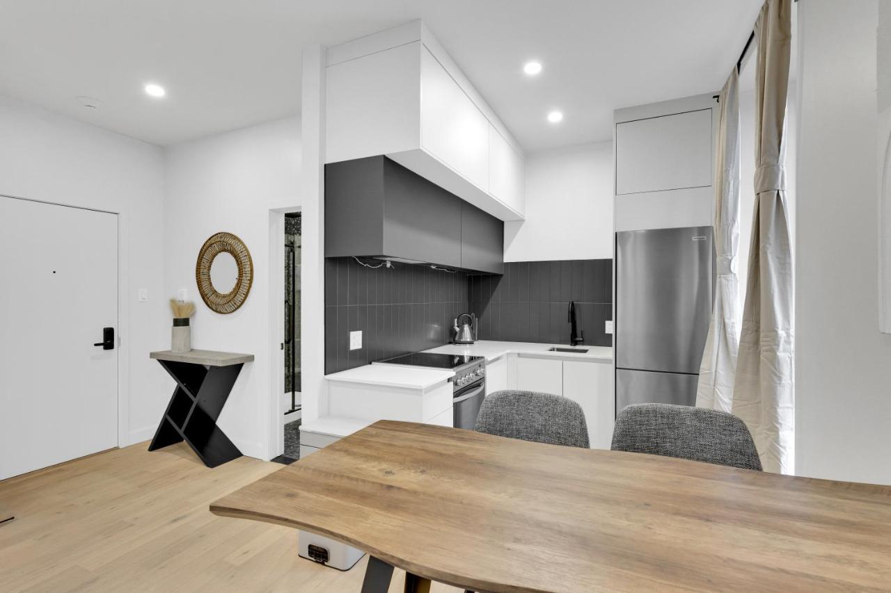 Deluxe Suites Downtown モントリオール エクステリア 写真