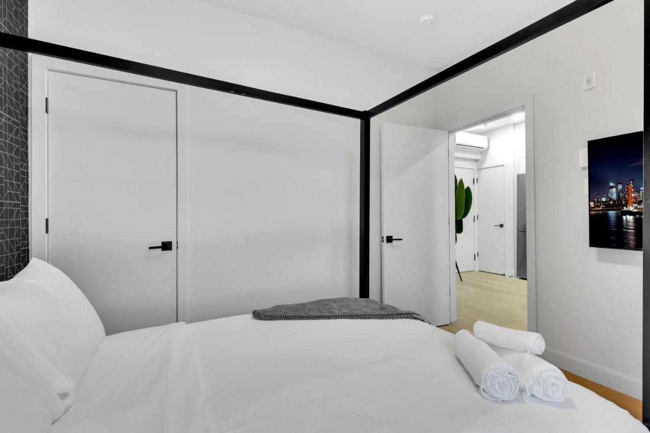 Deluxe Suites Downtown モントリオール エクステリア 写真